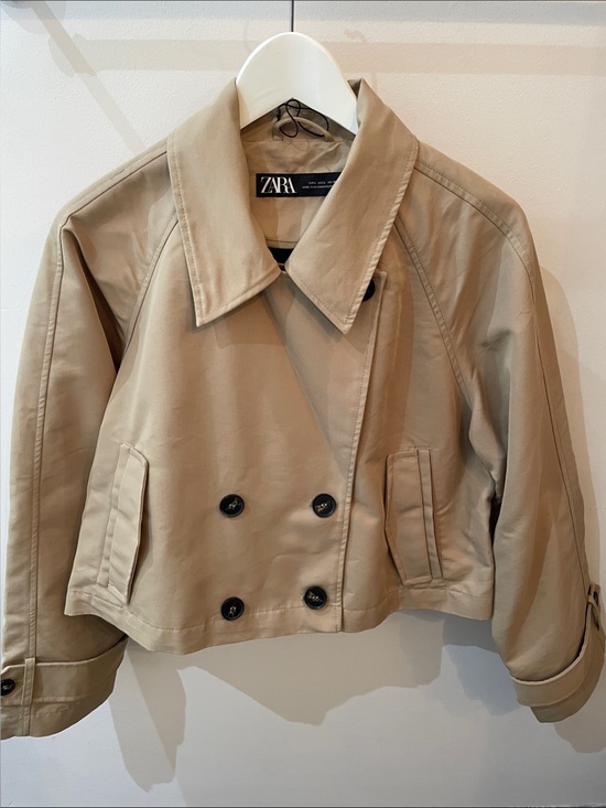 Zara Jackets & Blazers - ZARA Cropped Trench Coat in Beige